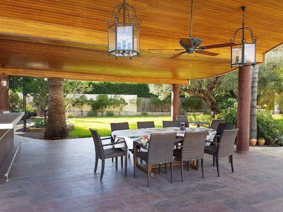 Chalet & Piscina-Jardin-Barbacoa ムルシア エクステリア 写真